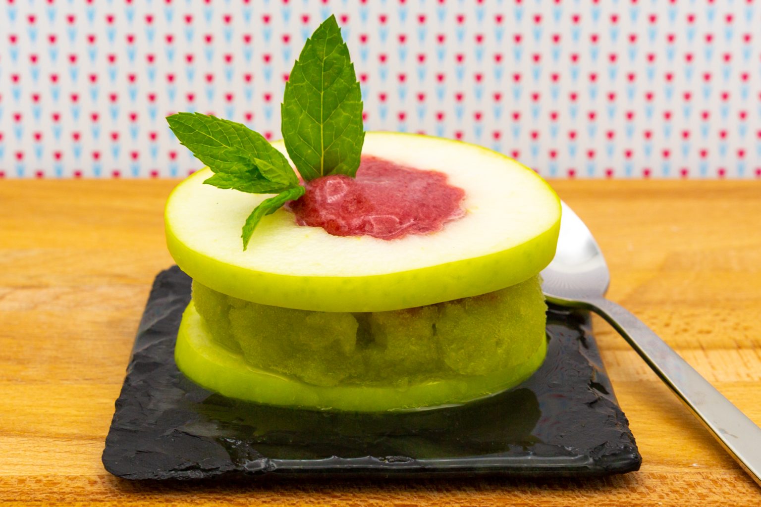 Apfel-Sorbet mit Sellerie: herrlich erfrischend - eis-macher.de